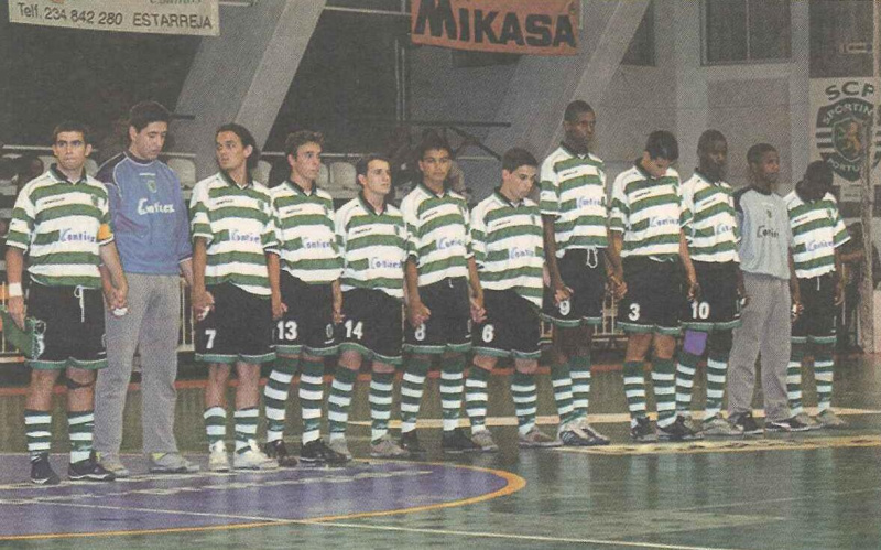 Ficheiro:SCP Futsal Juvenis 2002-2003.JPG