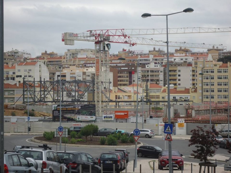Ficheiro:2016-05-14 -b- Pavilhão João Rocha.jpg