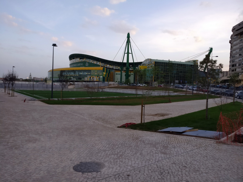 Ficheiro:2017-04-21 -4- Pavilhão João Rocha.jpg