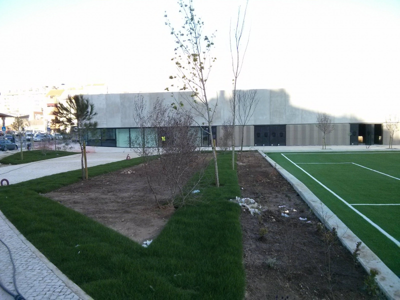 Ficheiro:2017-03-18 -b- Pavilhão João Rocha.jpg