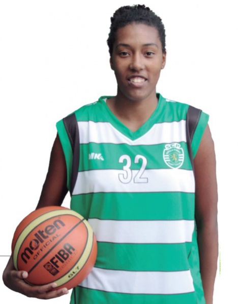 Ficheiro:Cheila-Carvalho-2013.jpg