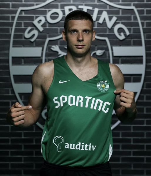 Ficheiro:Marko Loncovic.png