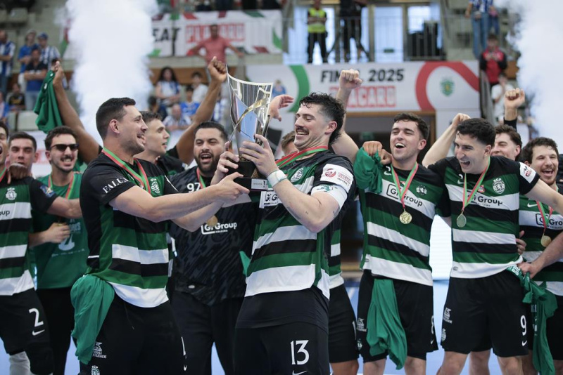 Ficheiro:Tp and 25.jpg