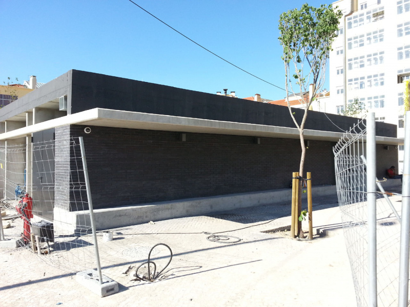 Ficheiro:2017-05-30 -7- Pavilhão João Rocha.jpg