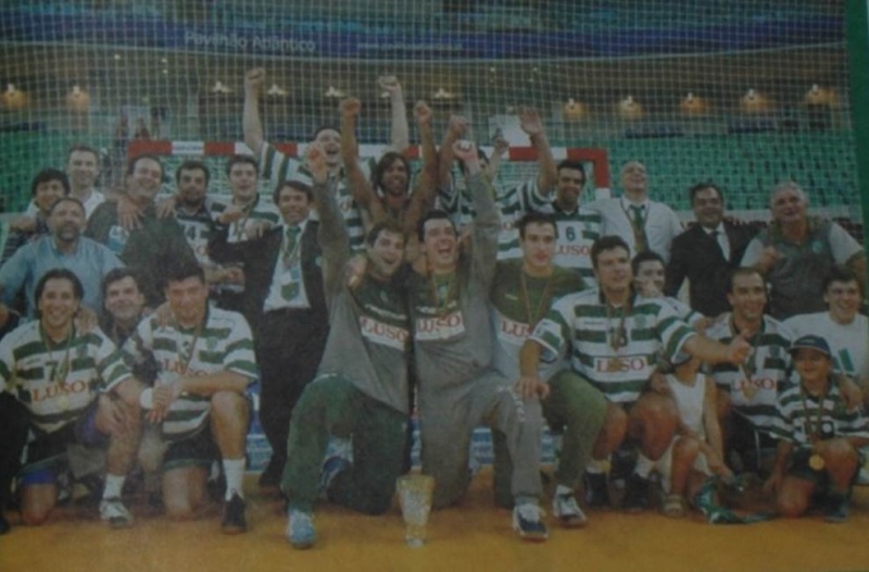 Ficheiro:Andebol2002.03.jpg