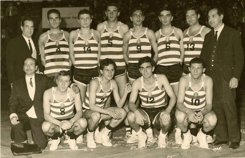 Basquetebol-Sporting-1966-67.jpg