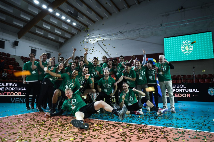 SCP Voleibol Taça de Portugal 2025.26 - Troféu.jpg