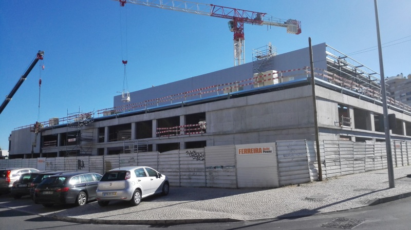 Ficheiro:2016-07-20 -00- Pavilhão João Rocha.jpg