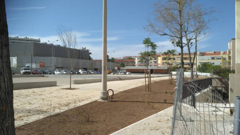 Ficheiro:2017-04-14 -a- Pavilhão João Rocha.jpg