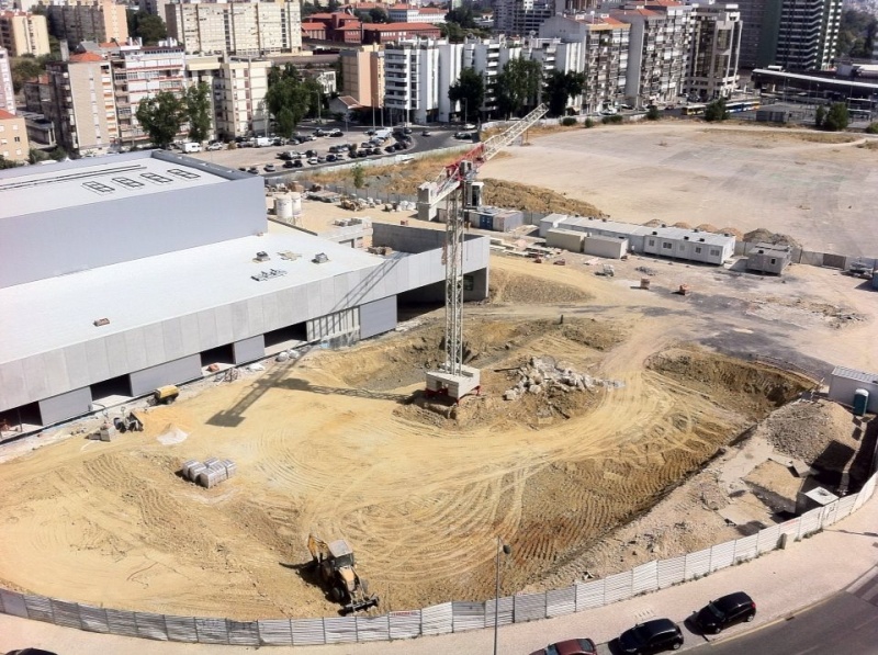 Ficheiro:2016-09-03 -b- Pavilhão João Rocha.jpg