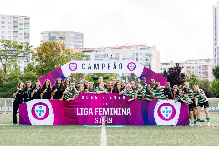 SCP Futebol Feminino - CN Sub-19 2026 - Troféu.jpg