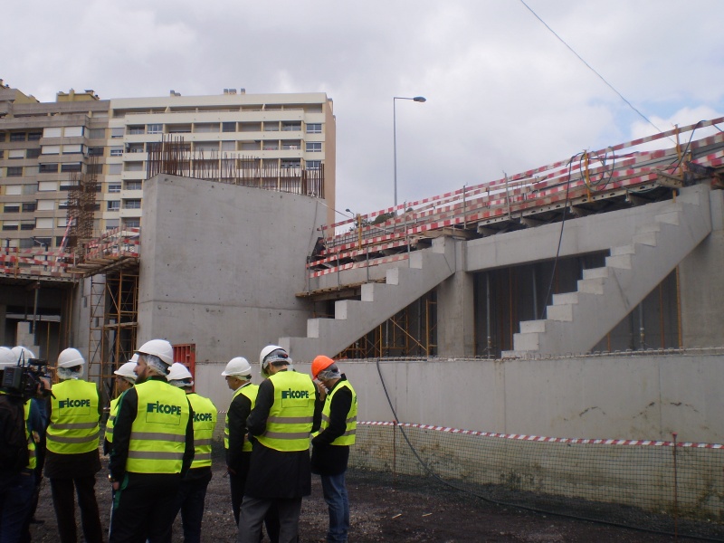 Ficheiro:2016-03-23 -d- Pavilhão João Rocha.jpg