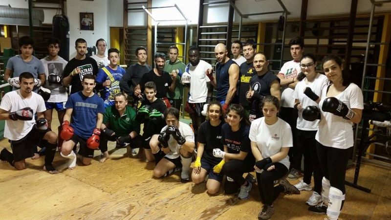 Ficheiro:Kickboxing2015.jpg