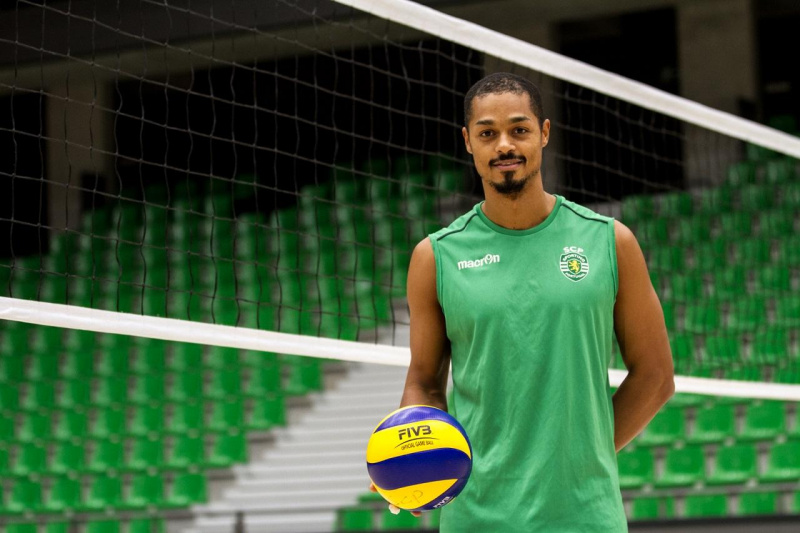 Ficheiro:Valdir Sequeira Vólei OUT17.jpg