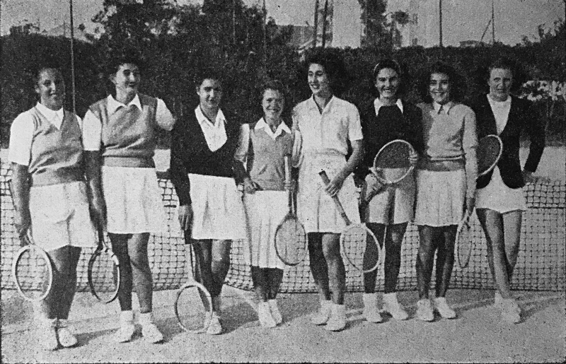 Ficheiro:Ténis-1945-senhoras.jpg