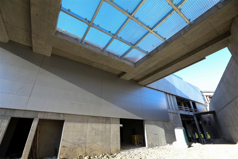 Ficheiro:2016-09-29 -c- Pavilhão João Rocha.JPG