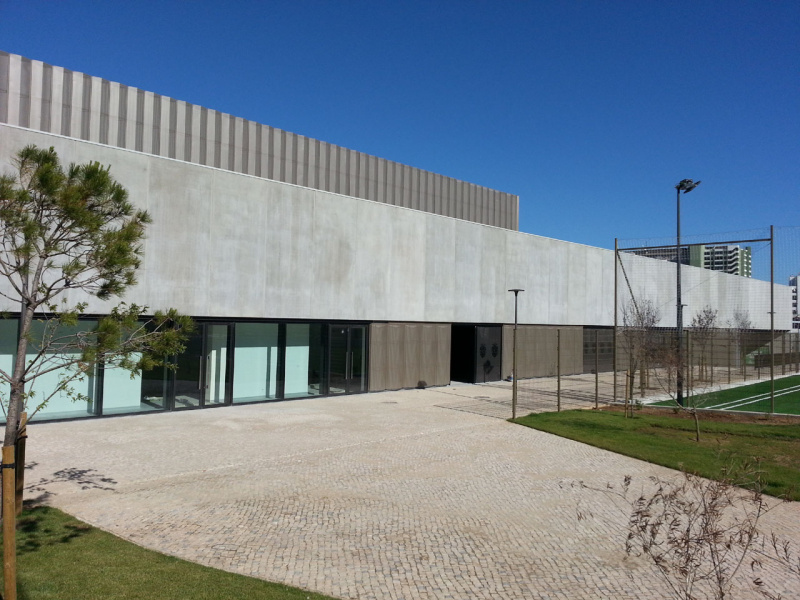 Ficheiro:2017-05-30 -5- Pavilhão João Rocha.jpg