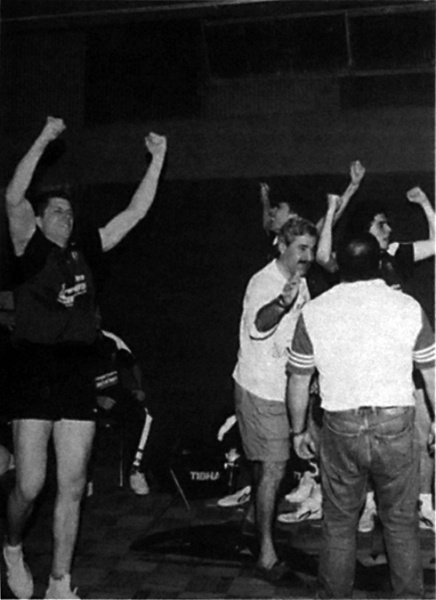 Ficheiro:Ténis-de-Mesa-1998-99-festa-do-Campeonato.jpg