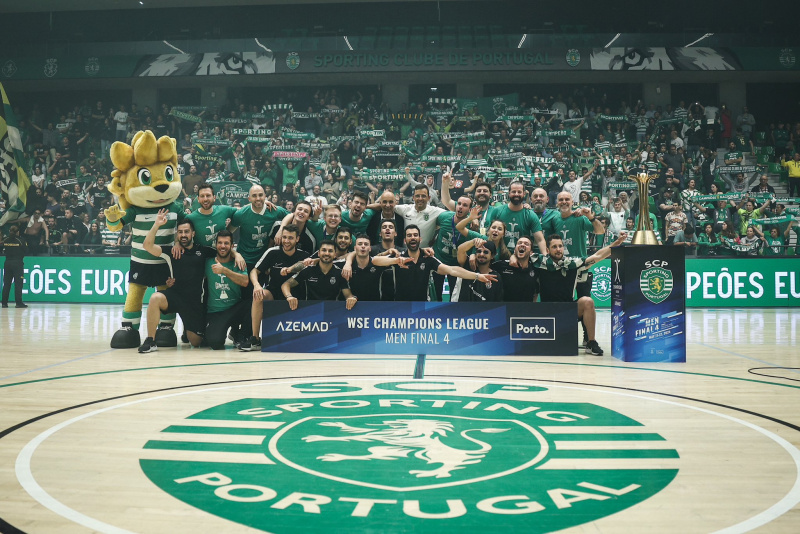 Ficheiro:Foto de Familia no PJR.jpg